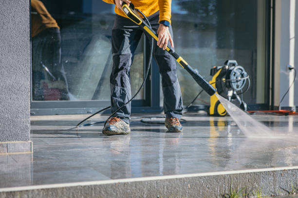 Why Choose Our Certified Pressure Washing Experts for Your Project Needs in Erlanger, KY?